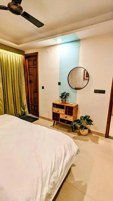 Kairo - 1Bhk, Balcony, Free Parking & W-Fi Apartment Gurgaon